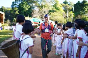 BIB: 28411
                            <button type="button" onclick="openModal(18978920)" class="btn btn-primary btn-sm float-right btn-popup" data-toggle="modal" data-target=".modal-high-quality">
                        <i class="fas fa-shopping-cart"></i> Add to Cart
                    </button>
                                            <button type="button" onclick="isThisMe(18978920, true)" class="btn btn-success btn-sm float-right btn-popup btn-isme hidden" data-toggle="tooltip" data-placement="bottom" title="นี่คือรูปของคุณใช่ไหม คลิกที่นี่เพื่อเอาเข้าอัลบั้ม">
                        <i class="fas fa-plus"></i> Add to album
                    </button>
                    <button type="button" onclick="isThisMe(18978920, false)" class="btn btn-warning btn-sm float-right btn-popup btn-isnotme hidden">
                        <i class="fas fa-ban"></i> Remove from album
                    </button>